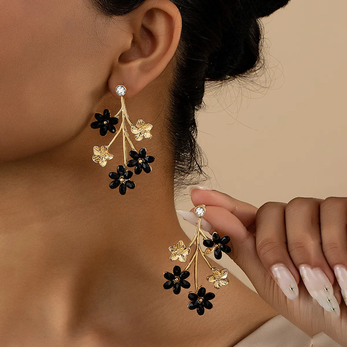 Statement Earrings for Evening-1 Pair Simple Style Flower Inlay Alloy Zircon Ear Studs