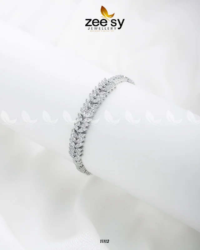 Pearl Bracelet for Brides-Masaic Bracelet