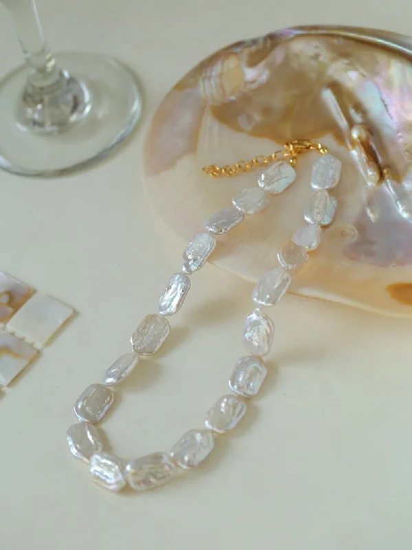 Special Shaped Baroque Pearls Collarbone Necklace