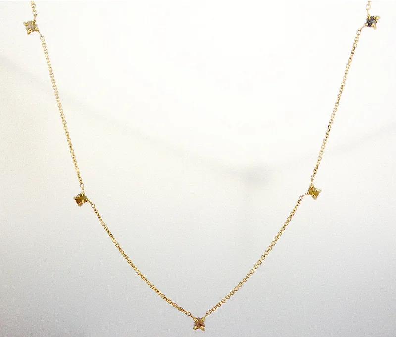 Natural Rough Diamonds 0,41 carat. Yellow gold necklace