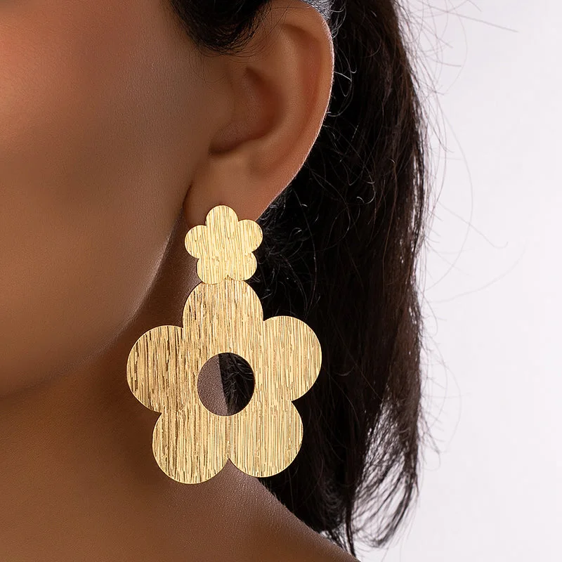 Silver Statement Earrings-1 Pair Retro Streetwear Flower Plating Alloy 14k Gold Plated Ear Studs