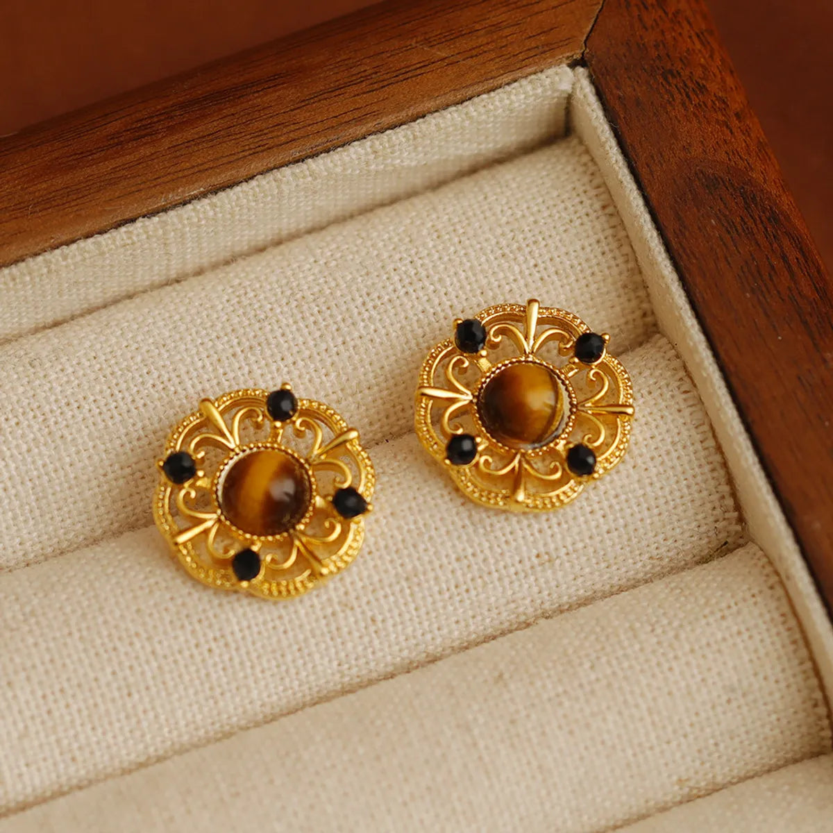 Handmade Dangle Earrings-1 Pair Elegant Vintage Style Geometric Copper 18K Gold Plated Ear Studs