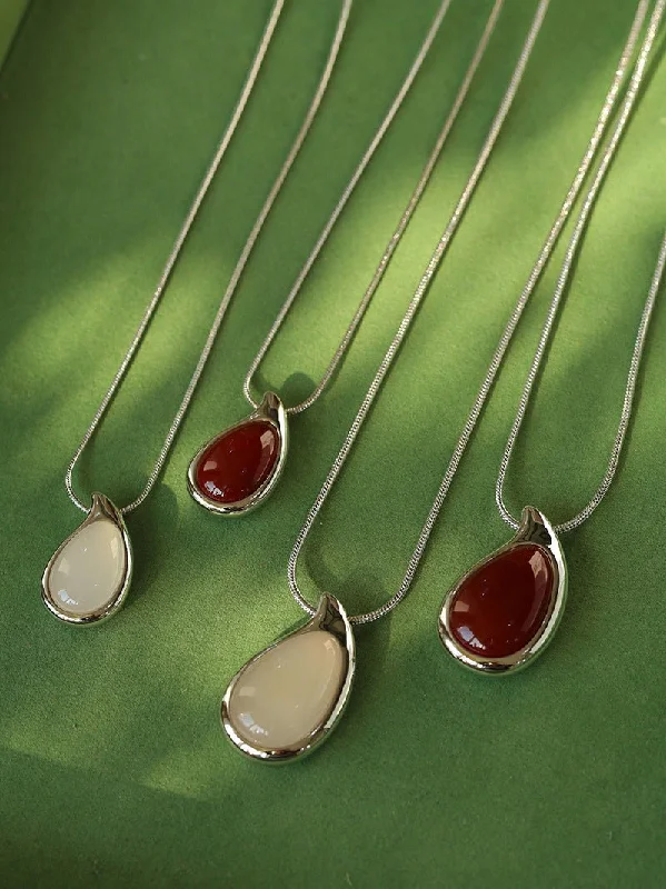 Waterdrop White Agate Red Agate Long Pendant Necklace