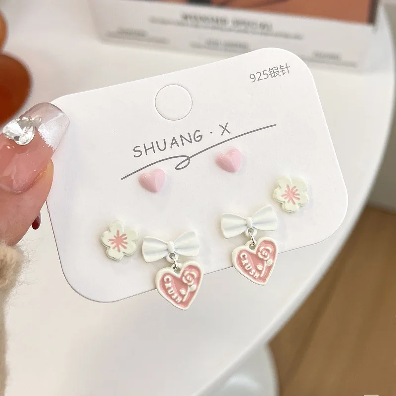 RU1 Pink Love Heart Earrings