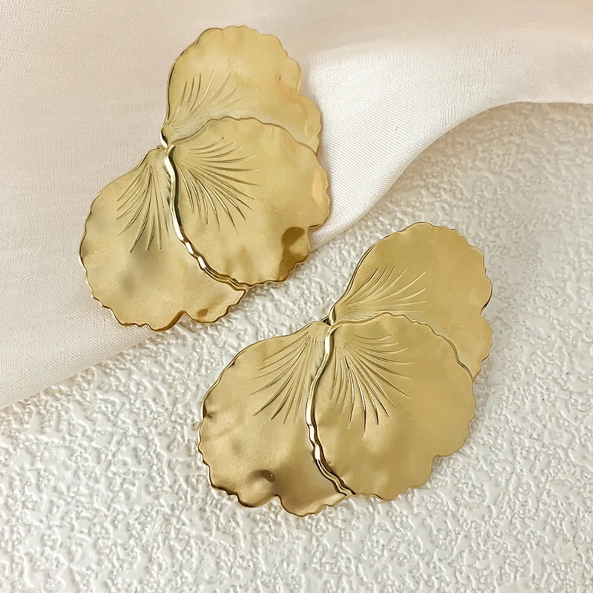 Large Stud Earrings-1 Pair Exaggerated Simple Style Flower Plating Stainless Steel Gold Plated Ear Studs