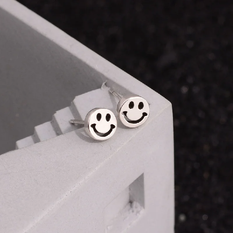 Chic Earrings for Women-1 Pair Simple Style Smiley Face Copper Ear Studs