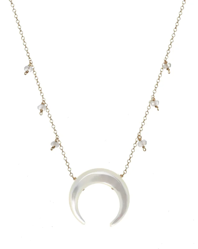 Baque Moon Necklace