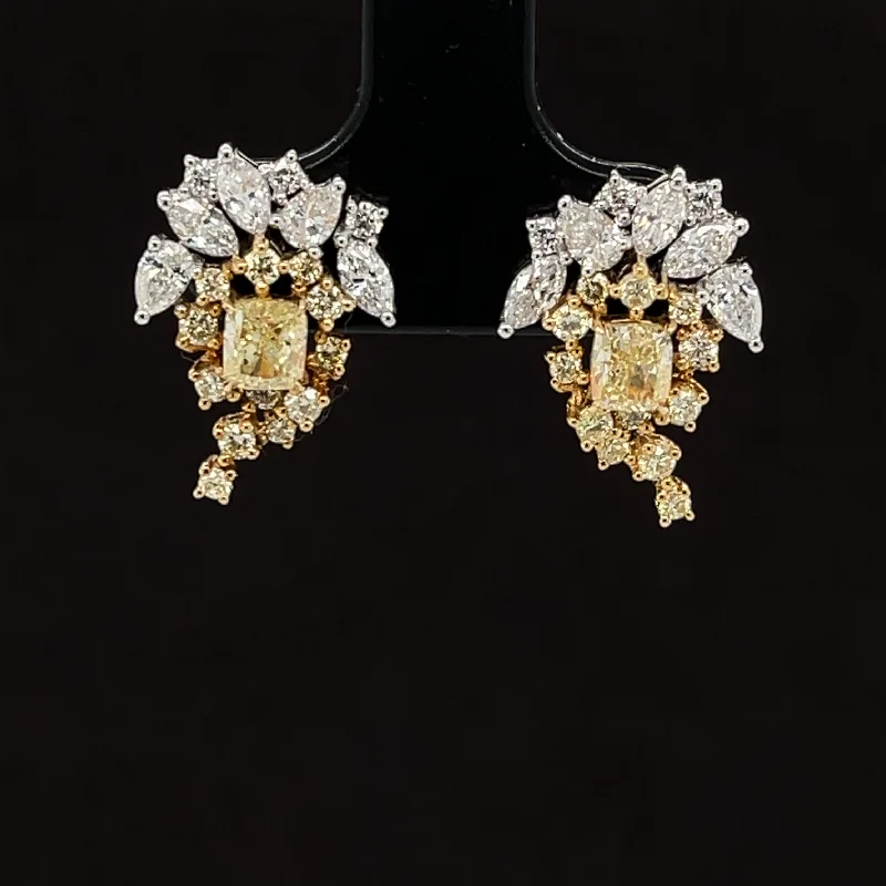 Vintage Gold Earrings-Yellow & White Diamond 2.20ctw Ombre’ Autumn Leaf Earrings in 18k Two-Tone Gold - #280 - ERDIA347816