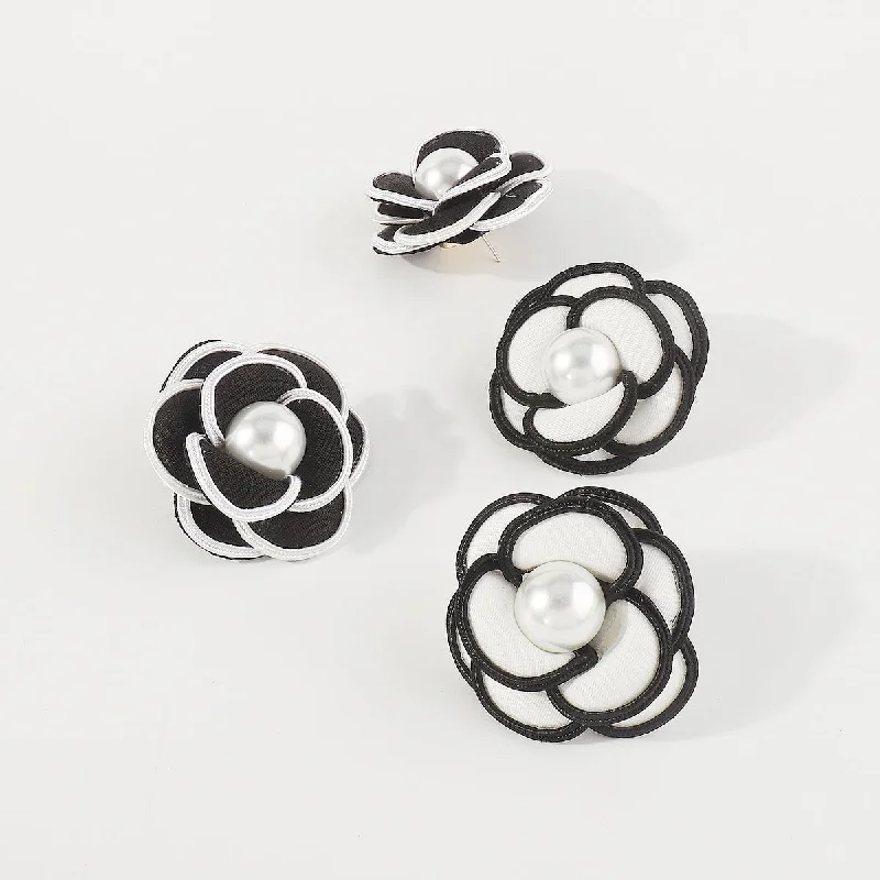 Black Earrings for Women-Elegant Vintage Style Lady Flower Imitation Pearl Cloth Women's Ear Studs