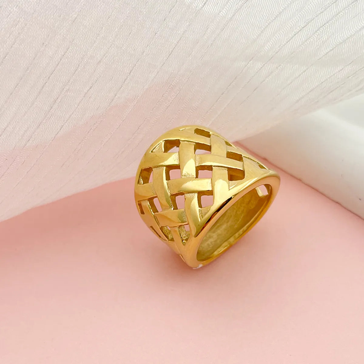 Vintage Gold Ring-Retro Grid Stainless Steel Gold Plated Wide Band Ring In Bulk