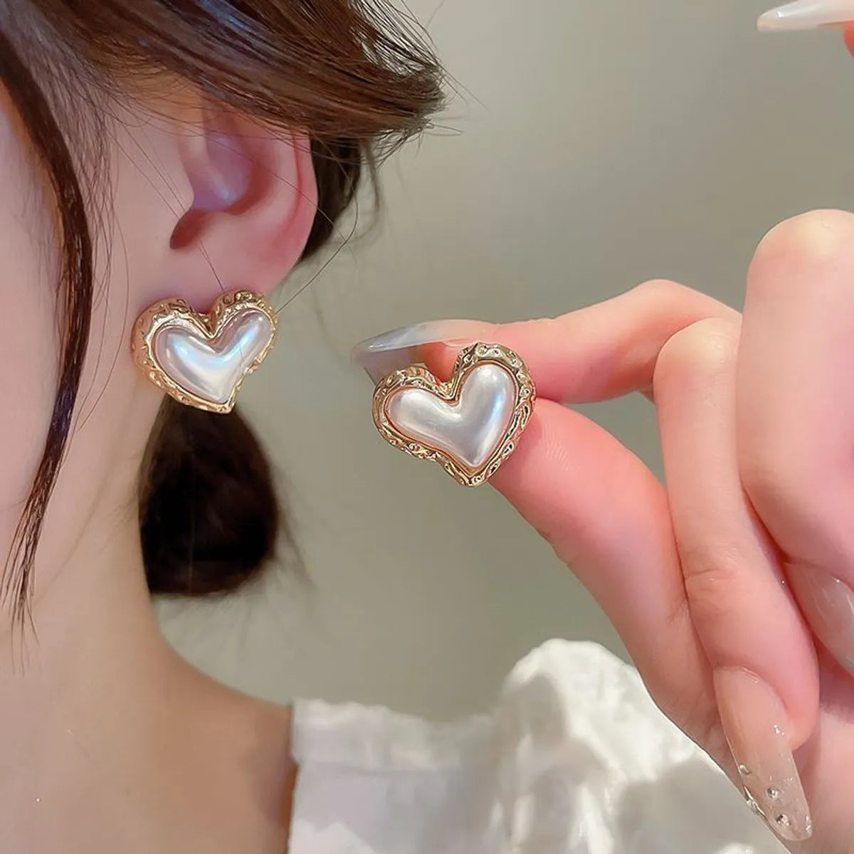 Colorful Earrings for Teens-Retro Heart Shape Imitation Pearl Alloy Women's Ear Studs 1 Pair