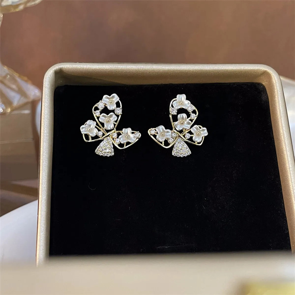 Affordable Gold Earrings-1 Pair Elegant Sweet Flower Plating Inlay Copper Zircon Ear Studs